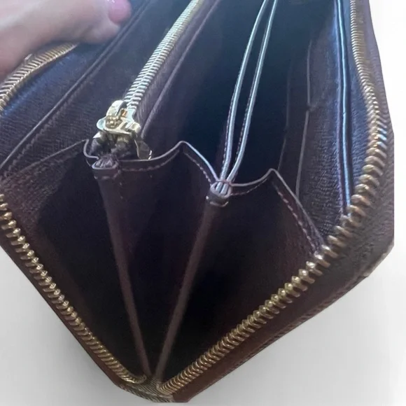 Louis Vuitton Monogram Idylle Mini Lin Zippy Long Wallet in Sepia - Picture 8 of 11